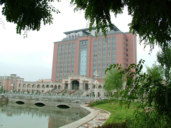 图书馆1-1.jpg