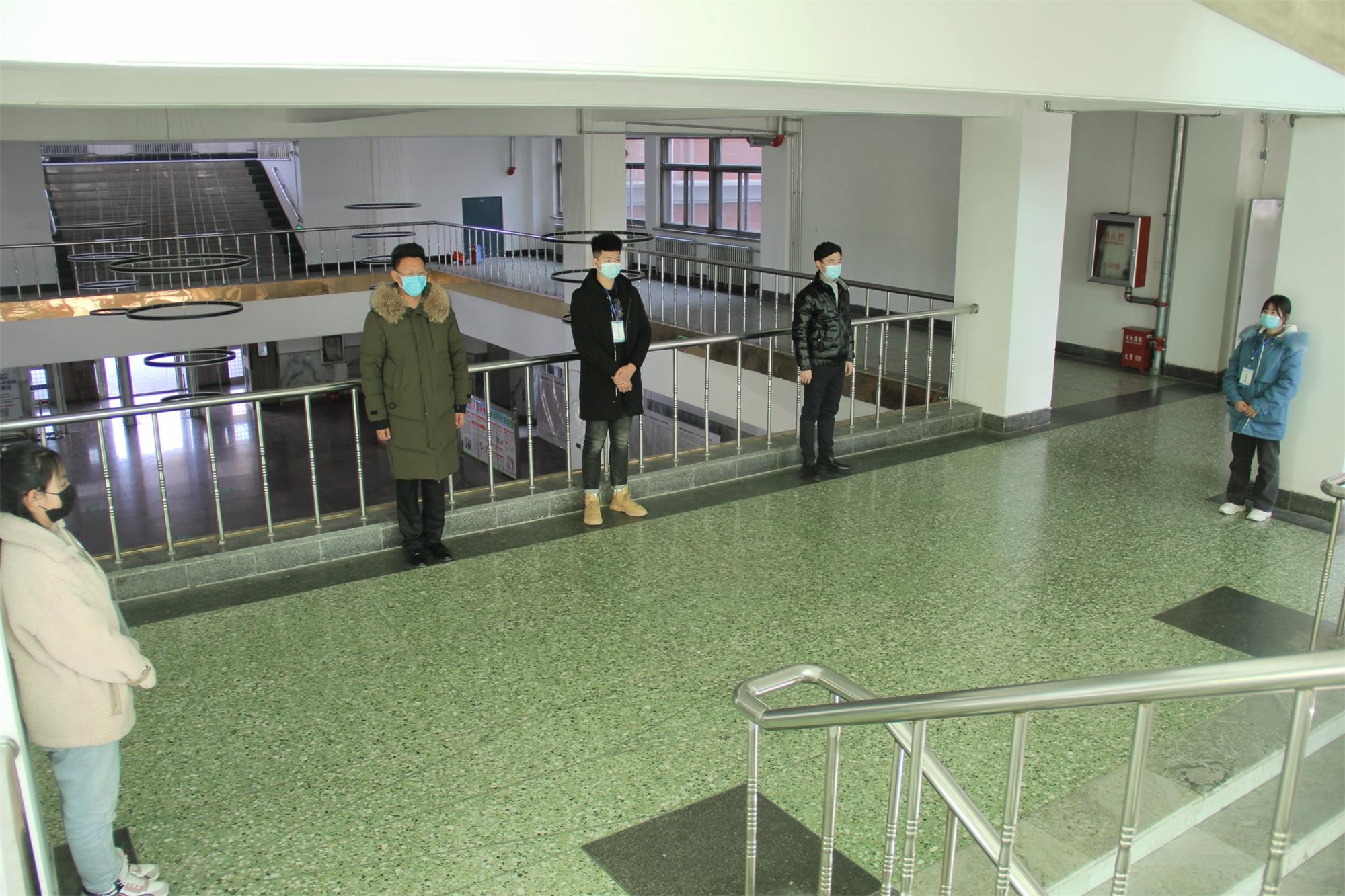 03.jpg